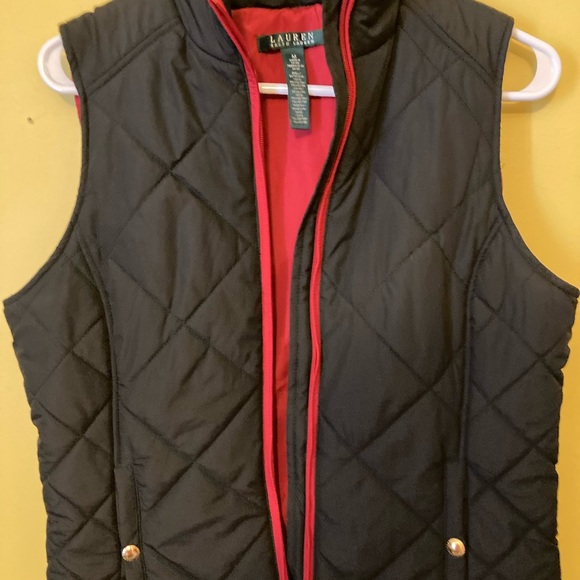 Lauren, Ralph Lauren size, medium, diamond, design, puff vest - Picture 3 of 7